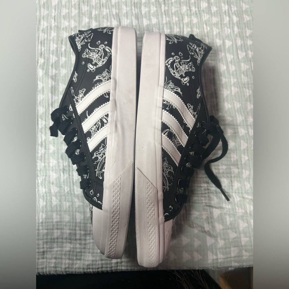 Adidas Nizza x Disney sport Goofy sneaker